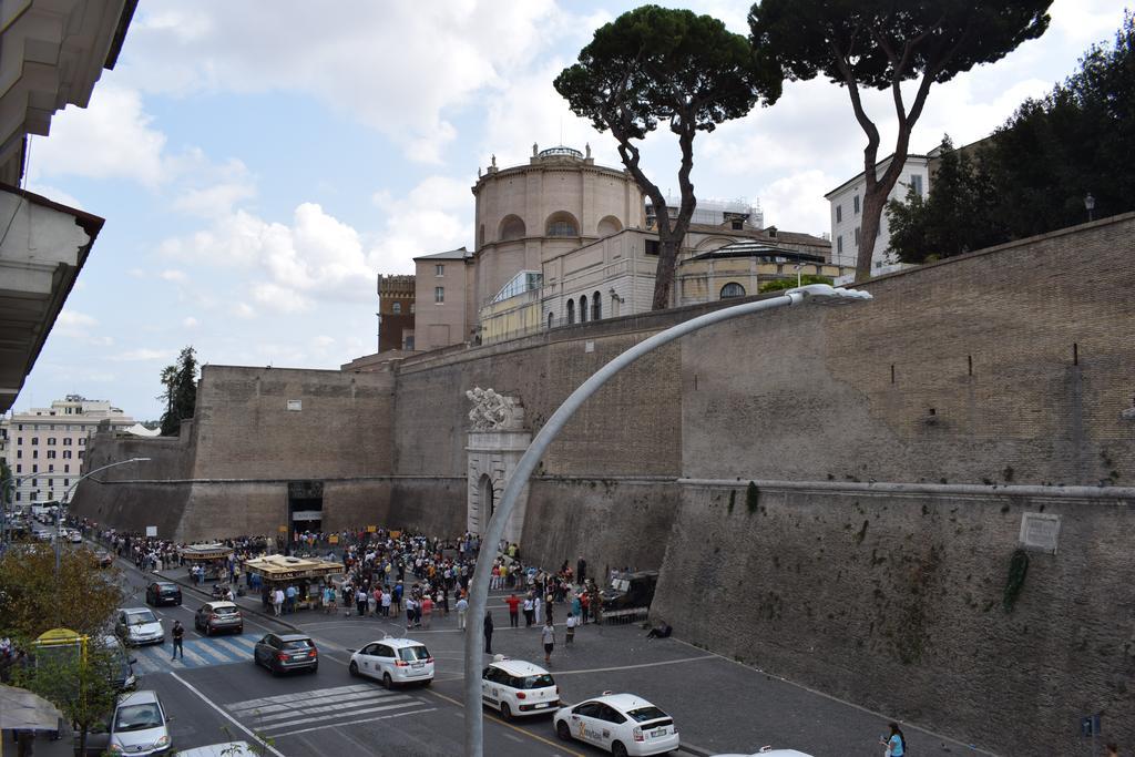 My Bed Vatican Museum Rome Exterior photo