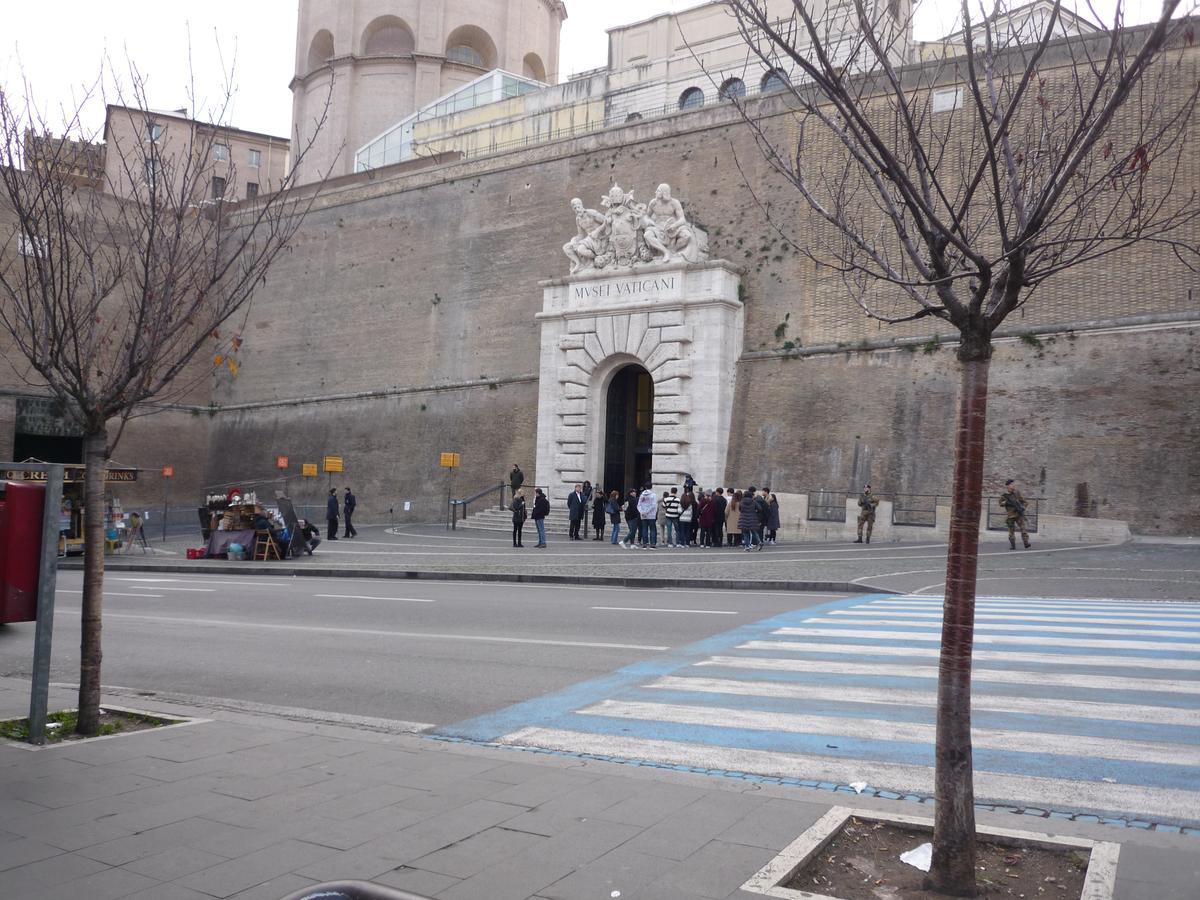 My Bed Vatican Museum Rome Exterior photo