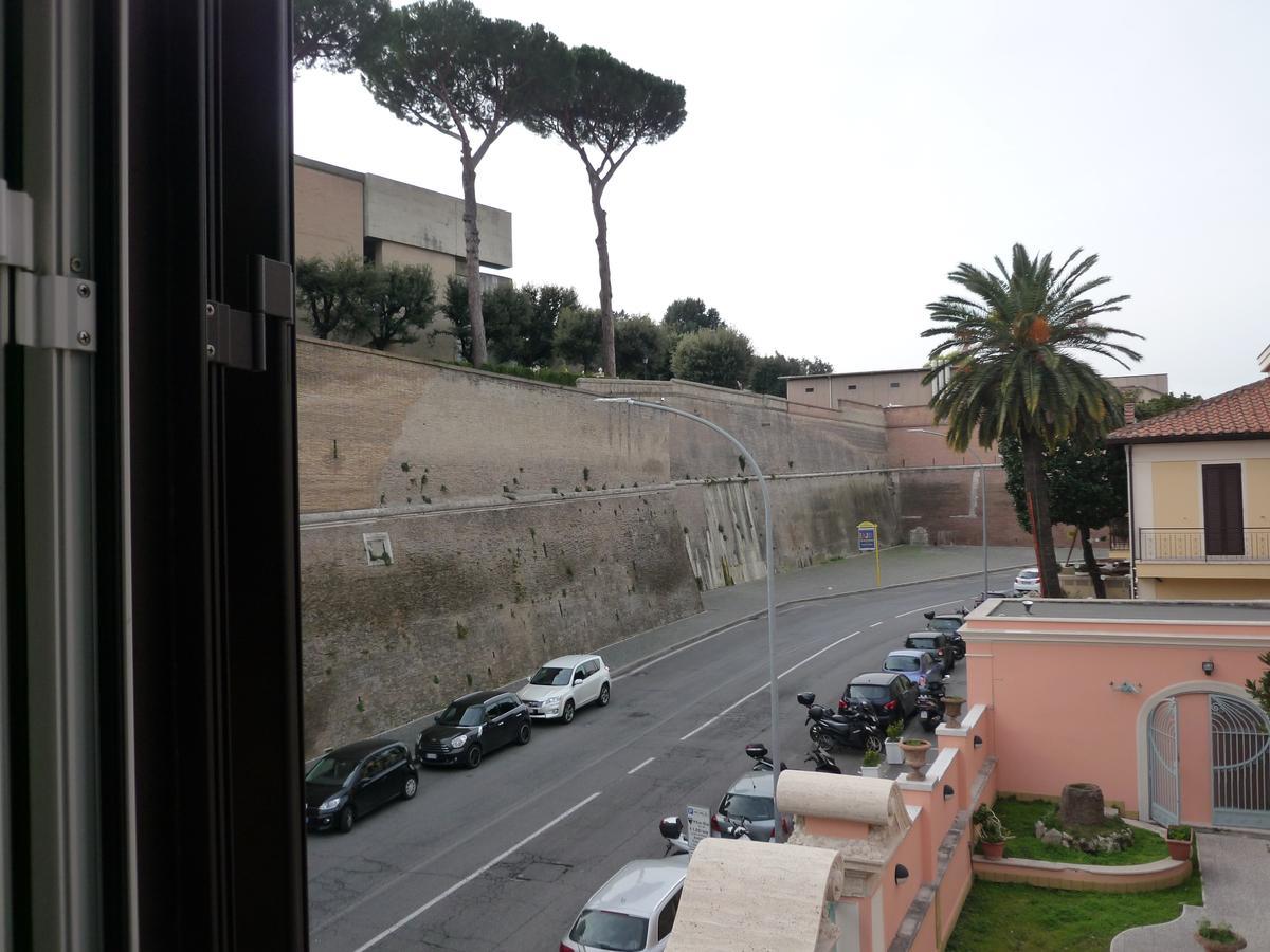 My Bed Vatican Museum Rome Exterior photo